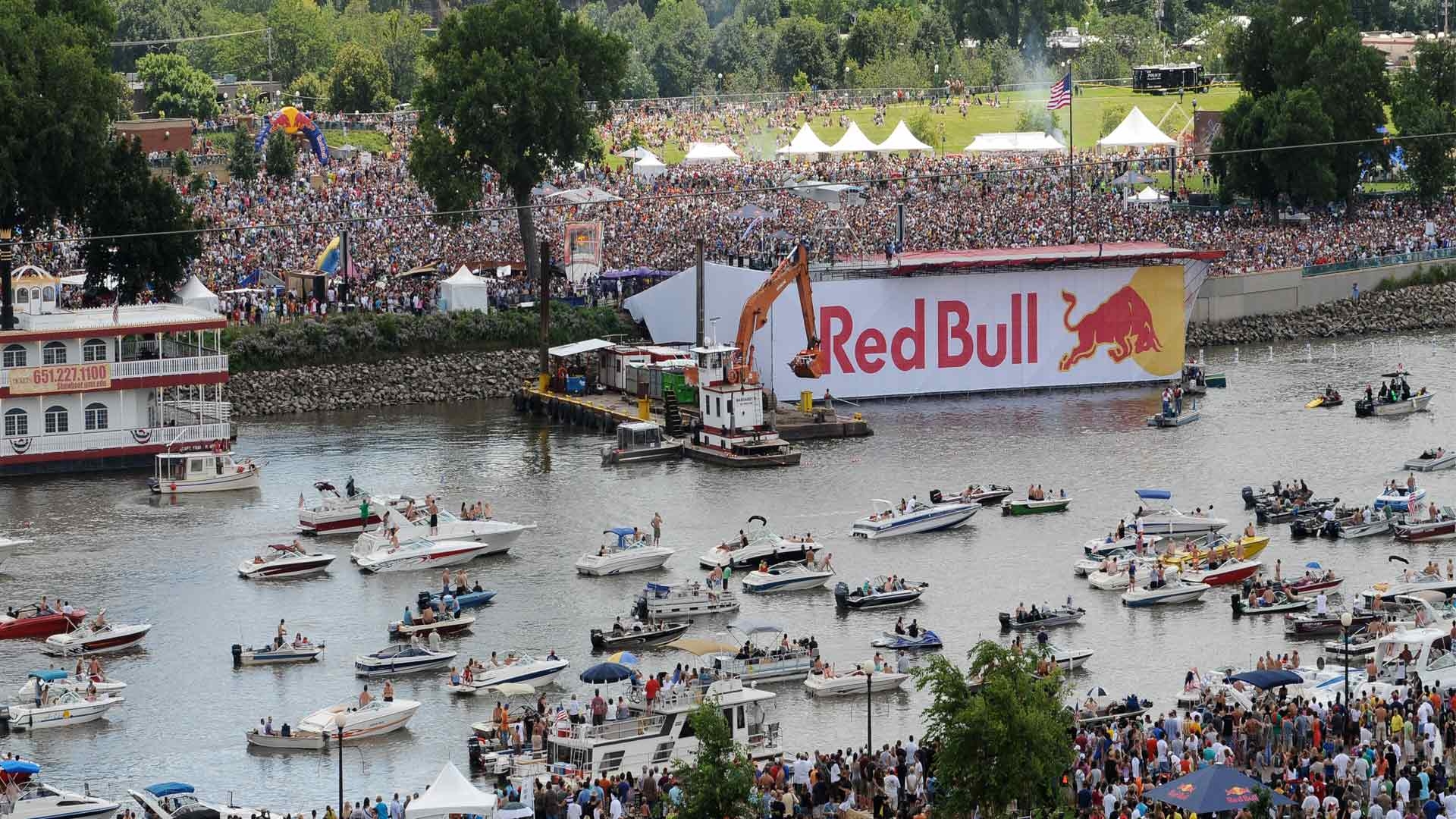 Red Bull Flugtag Returns to Saint Paul Red Bull Flugtag returns to Saint Paul on September 7