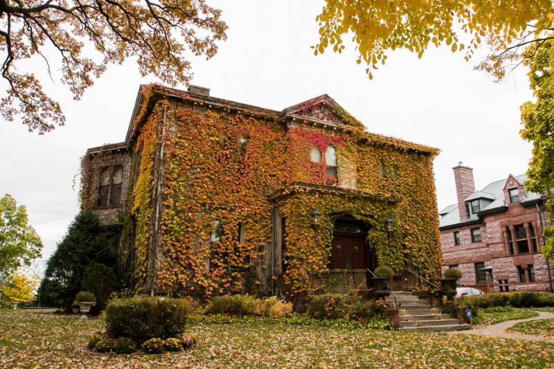 Victorian house on Summit Avenue 